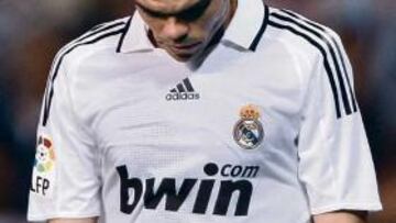 <b>REINCIDENTE. </b>Pepe, cabizbajo, en un partido con el Real Madrid.