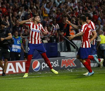 2-2. Héctor Herrera celebró el segundo gol.
