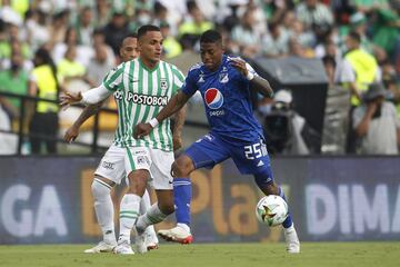 Millonarios volvió a vencer a Nacional en el Atanasio Girardot luego de 10 años. Victoria 1-3 en el cierre del todos contra todos para ser cabeza de serie de cuadrangulares junto al Verdolaga.