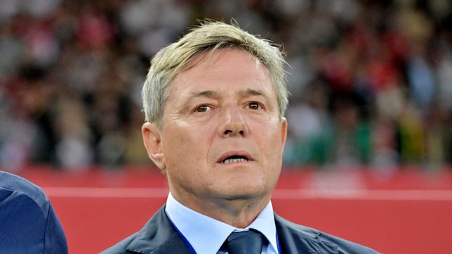 Stojkovic espera un partido difícil contra “la potencia futbolística” España