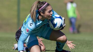 Liga MX Femenil: El aparatoso golpe de Wendy Toledo, portera de Santos Laguna