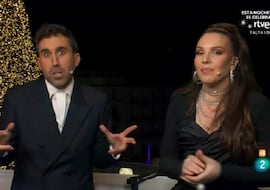 El bochorno de Inés Hernand en las campanadas: se mete con una estrella de cine y sale escaldada