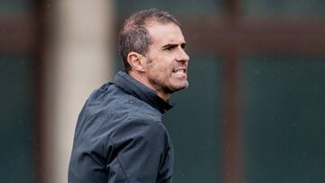 Gaizka Garitano lamenta no ganar.