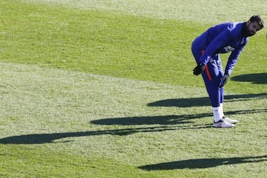 Diego Costa will miss 10 weeks if Atlético opt for surgery