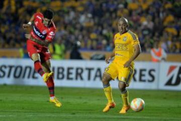 Para la vuelta nuevamente los bolivianos se pusieron al frente la minuto uno, pero toda esperanza se terminó cuando a 15 minutos del final Rafael Sobis anotó desde los 11 pasos para dar el paso a Tigres.