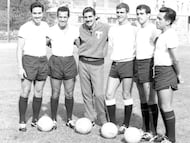 El Tri ya sabe quién será su rival europeo en la Fase de Grupos de la Copa del Mundo y se trata de un viejo conocido el cual hace varias décadas le trajo un agradable momento