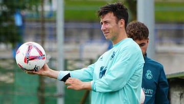 Saúl García, del Racing.