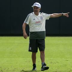 ¿Y si te llaman, ‘Tuca’? Ricardo Ferretti saltaría al rescate del Tri si se fracasa ante Honduras