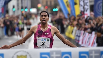 Oukhelfen y Alicia Berzosa se imponen en los 10 K de Ulía