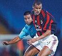 Rivaldo espera y ofrecen a Davids