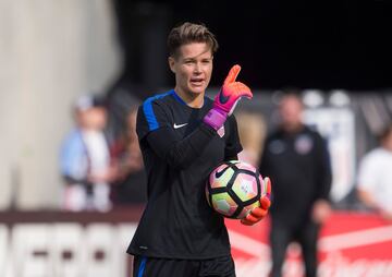 Posición: Portera 
Equipo: Orlando Pride 