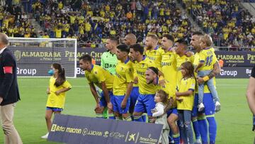 Alineacion del Cádiz contra el Bardelona.