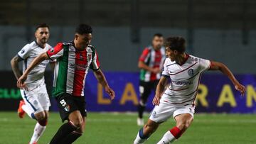 Futbol, Palestino vs San Lorenzo
Tercera ronda, Copa Conmebol Libertadores 2023
El jugador de Palestino Maximiliano Salas es fotografiado durante el partido de Copa Conmebol Sudamericana contra San Lorenzo disputado en el estadio El Teniente en Rancagua, Chile.
3/5/2023
Jorge Loyola/Photosport
Football, Palestino vs San Lorenzo
third round, Conmebol Libertadores Cup
Palestino's player Maximiliano Salas is pictured during the Copa Conmebol Sudamericana championship match against San Lorenzo at the El Teniente in Rancagua, Chile.
3/5/2023
Jorge Loyola/Photosport
