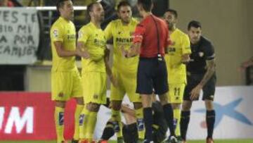 Le quitan la tarjeta a Soldado y podrá jugar contra el Barça