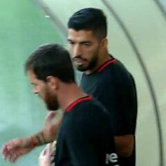 Suárez ya entrena, pero es baja de Barcelona ante Alavés