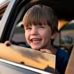¿Los vidrios eléctricos de los autos son peligrosos para los niños?