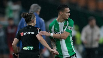 Antony, con el Betis.