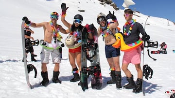 VII Bajada en Bañador de Sierra Nevada de esquí y snowboard.