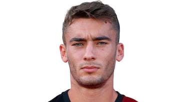 Canestrelli, central del Crotone que se lució en el partido entre Italia y Rumanía Sub-21, ante un ojeador del Atlético.