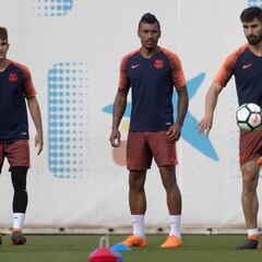 El Barça se lleva una camiseta del doblete por si hay alirón