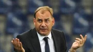 Echan al padre del 'perico' Weiss al frente de Eslovaquia