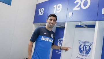 Michael Santos, en el vestuario del Leganés en Butarque.