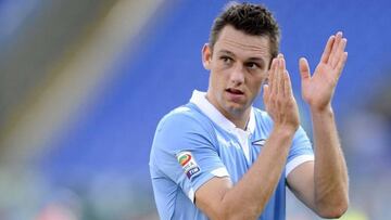 El Atlético habría presentado una oferta a la Lazio por De Vrij