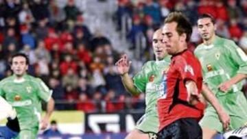 <b>OCASIÓN. </b>Borja Valero intenta batir sin éxito a Notario.