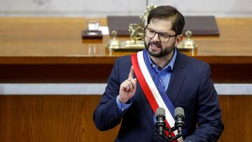Boric le ‘pega’ a la ANFP