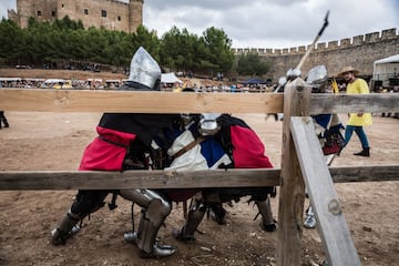 En los alrededores del Castillo de Belmonte, Cuenca, se ha disputado el IV Torneo Nacional de combate medieval, que goza cada año de más aficionados. 
 