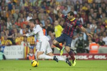 Penalti no pitado de Mascherano a Cristiano Ronaldo durante el partido de Liga correspondiente a la décima jornada de liga entre el Barcelona y el Real Madrid en el Camp Nou.