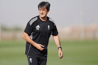 Iker García coge los guantes ante un Las Palmas feliz y con Kirian