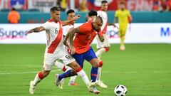 Chile y Perú hoy por las Eliminatorias: formaciones confirmadas