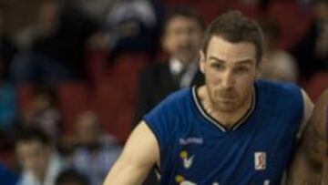 Urtasun en un encuentro ACB.