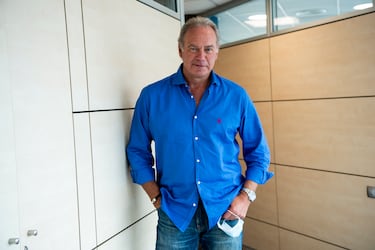 El cantante y también presentador defiende siempre que puede las políticas de derecha y ha criticado también que se hable de “extrema derecha” pero no de “extrema izquierda”. 