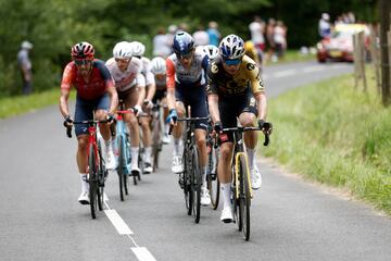 Wout van Aert durante la etapa.