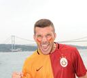 Podolski: “Espero impaciente el encuentro ante el Atlético”