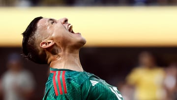 Los Angeles (United States), 16/07/2023.- Uriel Antuna of Mexico reacts after failing to score during the first half of the CONCACAF Gold Cup final between Panama and Mexico at the SoFi Stadium in Los Angeles, California, USA, 16 July 2023. EFE/EPA/ETIENNE LAURENT
