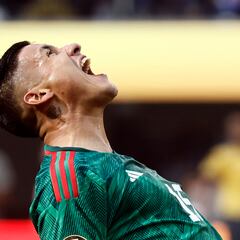 Uriel Antuna: “Se debe estar a la altura para afrontar críticas y exigencias”