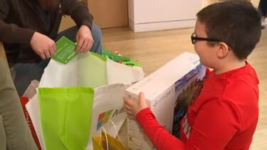 El gesto de Microsoft al niño que donó su Xbox a la caridad