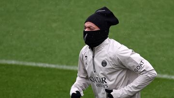 Mbappé, en el entrenamiento del PSG.