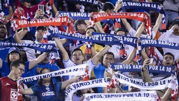 Fans o Aficion during the Semifinal second leg match between Cruz Azul and America as part of the Liga BBVA MX, Torneo Apertura 2024 at Ciudad de los Deportes Stadium on December 08, 2024 in Mexico City, Mexico.