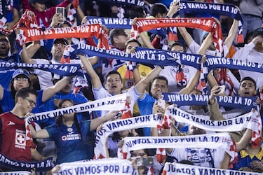 Molestia y desconexión: así vive la afición mexicana el futbol 