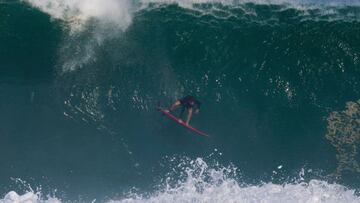 Nathan Florence volando con su tabla de surf en la ola de Puerto Escondido, Zicatela (México), el 17 de mayo del 2023.