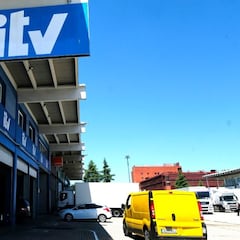 La multa que pueden ponerte si circulas con la ITV negativa