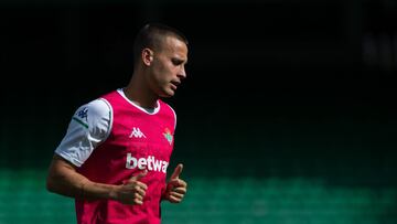 Canales, en un calentamiento.