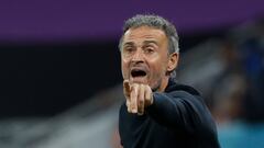 Luis Enrique, técnico de la Selección de España, en un partido del Mundial de Qatar 2022.