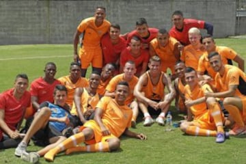 James Rodríguez estuvo este martes en las instalaciones del Envigado, club en el que se formó como futbolista. El colombiano se debe unir el 26 de julio al Real Madrid.