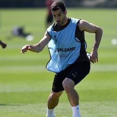 La UEFA bloquea el gesto que el Arsenal quería tener con Mkhitaryan