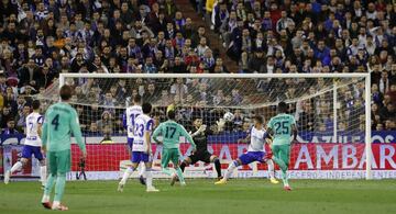 0-2. Lucas Vázquez marcó el segundo gol.